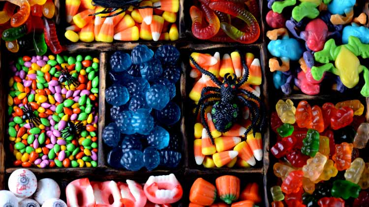 The Impact Of Halloween Candy On Your Teeth Balog Blog 750px