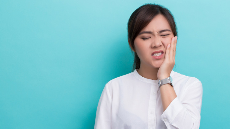10 Signs You Should See A Dentist Asap Dr Balog Blog